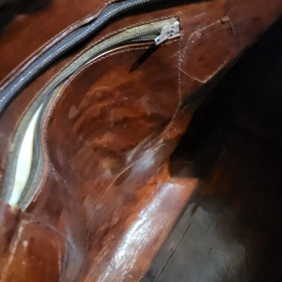 Unique Snake Python Purse - Picture 8 of 12